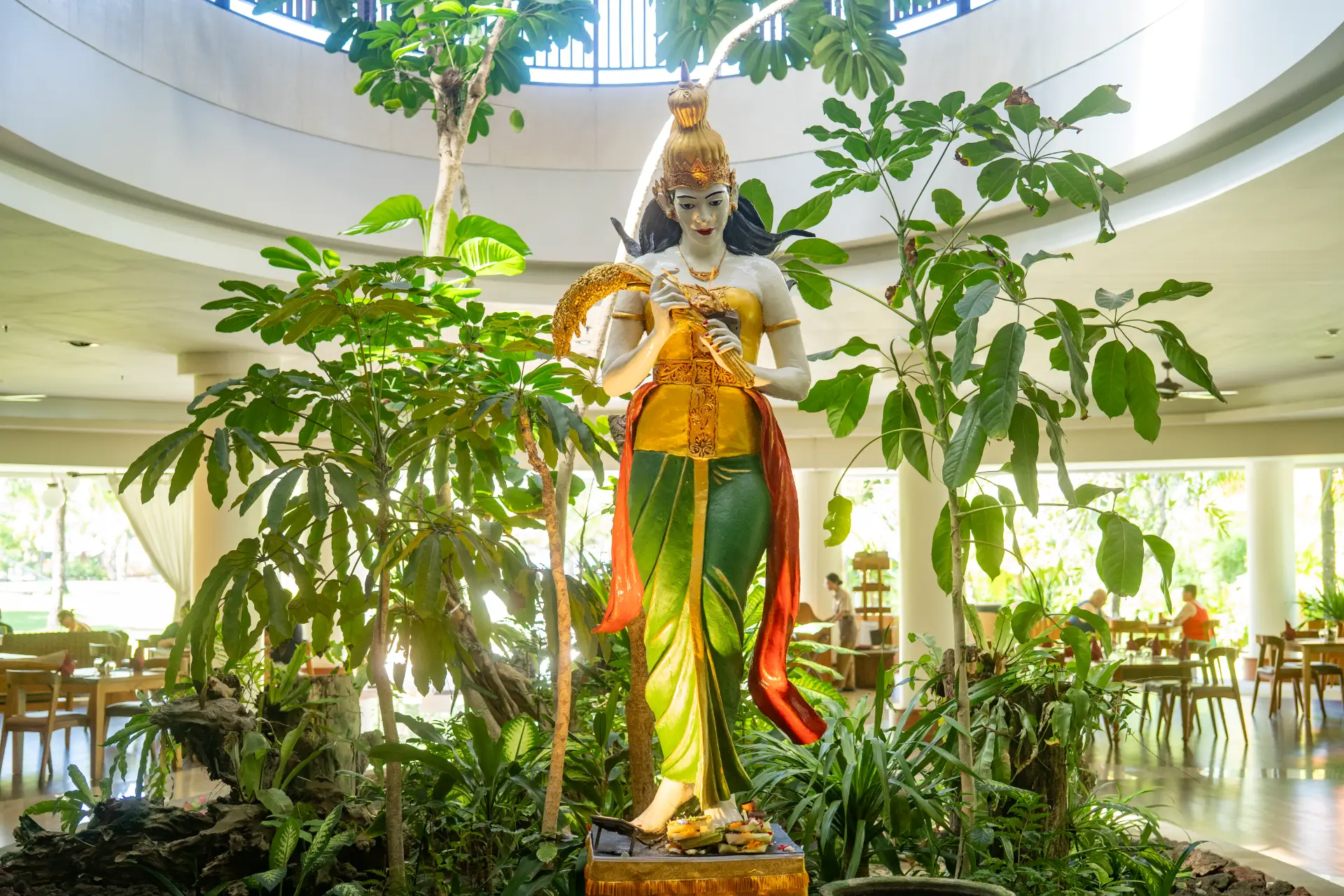 Patung Dewi Sri